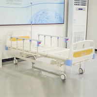 Lit médical manuel pratique avec poignées à manivelle en acier résistant à l'usure et pièces structurelles en ABS anti-collision