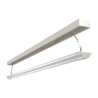 Luminaire linéaire LED suspendu 2ft 4ft 8W 16W à haut lumen, indice IP54, température de couleur réglable, Ra80, dimmable, pour bureau