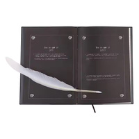 Vente en gros A5 Anime Ensemble de cahiers en cuir à couverture rigide avec stylo plume Design gaufré Logo personnalisé Ensemble cadeau marque-page couverture noire