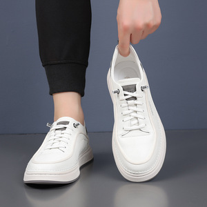 Zapatillas Casuales Blancas para Hombre, Suela de Goma de Tacón Bajo, Acolchadas, Marca OneShade - Product Image 3