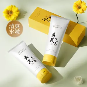 Factory wholesale OEM Huangqi Moisturizing and Transparent Cleanser Whitens and removes yellowing