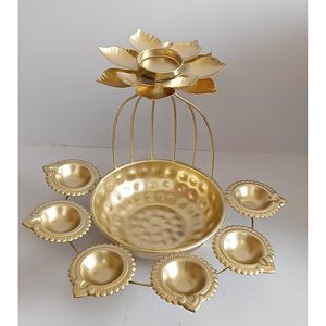 PARIJAT HANDICRAFT Bougeoir à bougie chauffe-plat décoratif en fer avec motif de fleurs pour la décoration intérieure et la pièce maîtresse - Product Image 2