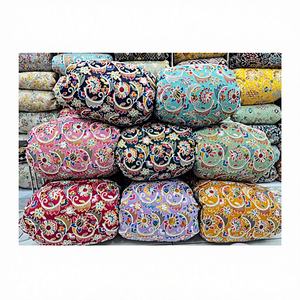 Tela de punto por urdimbre Georgette Fendi Premium para prendas y accesorios de boda para niños y niñas, peso medio, bordada e impresa - Product Image 1