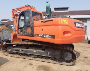รถขุดดินมือสอง DOOSAN DX225LC DX225 225 LCA 22 ตัน สภาพดี ของแท้ สำหรับงานก่อสร้าง - Product Image 5