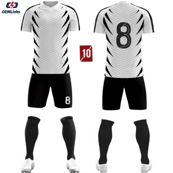 Son özelleştirilmiş moda futbol spor futbol formaları Speedos rahat futbol giysileri