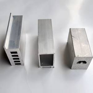 Extrusions d'aluminium aérospatial Garniture intérieure d'avion Composants structurels légers de la cellule - Product Image 3