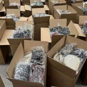 Sacs d'<span class=keywords><strong>Occasion</strong></span> en Gros de Qualité Premium Fournisseur, Unisexe, de Seconde Main, Grade Adulte pour l'Été, Emballés en Balles - Product Image 2