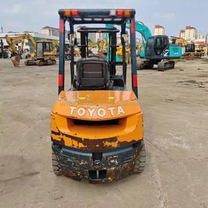 Chariot élévateur diesel d'occasion d'origine japonaise 3 tonnes 7FD30 4x4, capacité de levage 6M, en état de marche, à vendre à prix réduit - Product Image 2