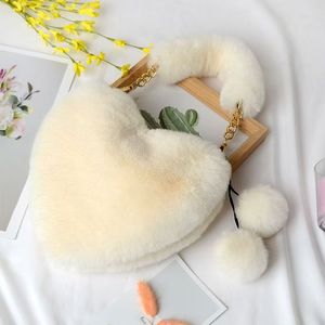 Nuevo Bolso de Hombro de Peluche con Forma de Corazón y Borlas, de Piel Sintética, Exclusivo para Mujer, Colección 2025 - Product Image 1