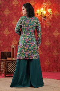 Ensemble Sharara vert mousse de haute qualité, orné à la main de motifs floraux, en soie Chanderi légère, pour tenues de mariage - Product Image 5