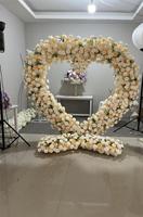 Nouvelle fleur artificielle populaire en forme de cœur de rose pour la décoration d'arche de mariage, l'arrangement floral et les décorations d'événements