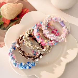 Élastiques à cheveux pour femmes, style décontracté, avec fleurs, version audacieuse, motif M&M's, collection automne 2024, origine Yiwu - Product Image 3