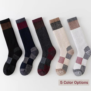 Chaussettes <span class=keywords><strong>de</strong></span> sport rétro personnalisées pour hommes et femmes, à blocs <span class=keywords><strong>de</strong></span> couleur, en mélange <span class=keywords><strong>de</strong></span> laine chaude, pour la randonnée/<span class=keywords><strong>ski</strong></span> en extérieur, chaussettes montantes pour hommes - Product Image 2