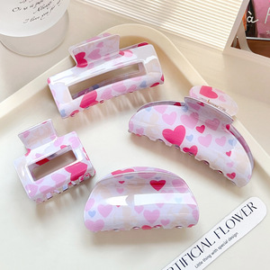 Pinces à cheveux créatives en forme de cœur coloré en plastique imprimé rose pour la Saint-Valentin, pinces à cheveux rhombiques de 10 cm - Product Image 4