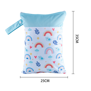 Sac à couches réutilisable en polyester 25*35CM avec motif imprimé, imperméable, double poche et deux fermetures éclair, style sac fourre-tout - Product Image 2