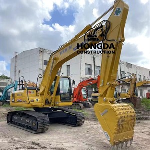 Pelleteuse sur chenilles Komatsu PC220 d'occasion de 22 tonnes avec moteur en bon état, pompe à engrenages pour boîte de vitesses - Product Image 5