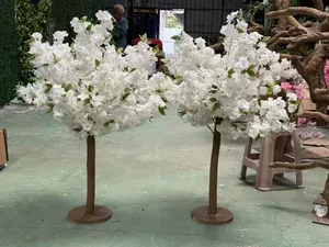 Árbol de Flores de Cerezo Artificial de Alta Gama Personalizado para Decoraciones de Bodas, Graduaciones y Navidad en Hoteles, Casas de Huéspedes y Hogares - Product Image 5