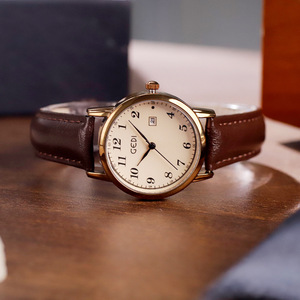Reloj minimalista para mujer, reloj de cuarzo retro de alta gama con correa de cuero redonda, venta al por mayor - Product Image 1
