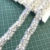 L236 Applique en Strass pour Corsage de Robe, Garnitures en Strass, Appliques en Cristal