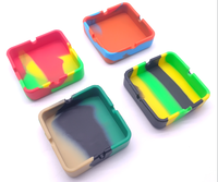 Vente en gros logo personnalisé incassable résistant à la chaleur triangle carré rond grand moule en silicone cendrier pour cigarette fumée cigare