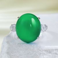 Grande bague en agate ovale 12*14mm en argent 925 calcédoine verte glacée avec anneaux fins incrustés