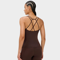 Set atasan tank top dan legging berbahan kain daur ulang, cepat kering, menyerap keringat, kompresi, model leher scoop, punggung berdetail tali, seperti kulit kedua.