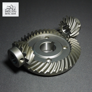 Pieza transportadora de acero con engranaje cónico en espiral de 25 dientes M4 - Product Image 3