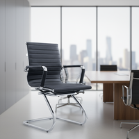 Chaise de bureau pivotante de direction avec cadre en acier, cuir synthétique, design ergonomique
