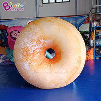 Ballon publicitaire gonflable en forme de beignet durable, modèle de ballon alimentaire gonflable personnalisé pour la décoration de fête