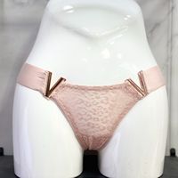 Sous-vêtements pour femmes de haute qualité, dentelle brodée, boucle en V, taille basse, couleur unie, string triangle