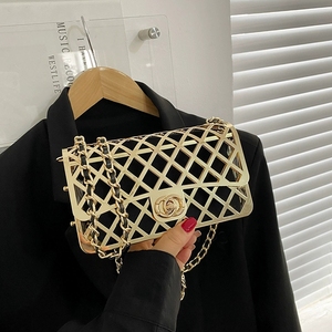 Nuova Borsa a Tracolla da <span class=keywords><strong>Donna</strong></span> in Metallo con Design Personalizzato, Piccola Borsa a Scatola Traforata, Borsa a Tracolla con Catena alla Moda - Product Image 1