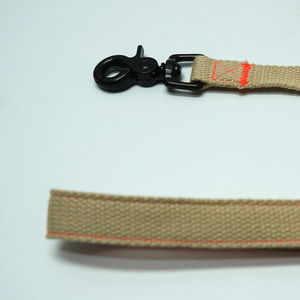 Customizable Eco-Friendly <b>Pet</b> <b>Leash</b>-Nylon Material Metal Hardware Webbing Design Solid Color Logo Personalization Fashion Style - Product Image 3