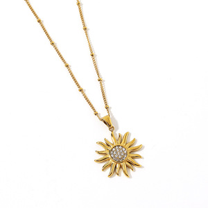 Collar con Colgante en Forma de Sol, Chapado en Oro de 18K, Acero Inoxidable, Diamantes de Color, Zirconia, Joyería para Fiestas, Accesorio de Moda - Product Image 5