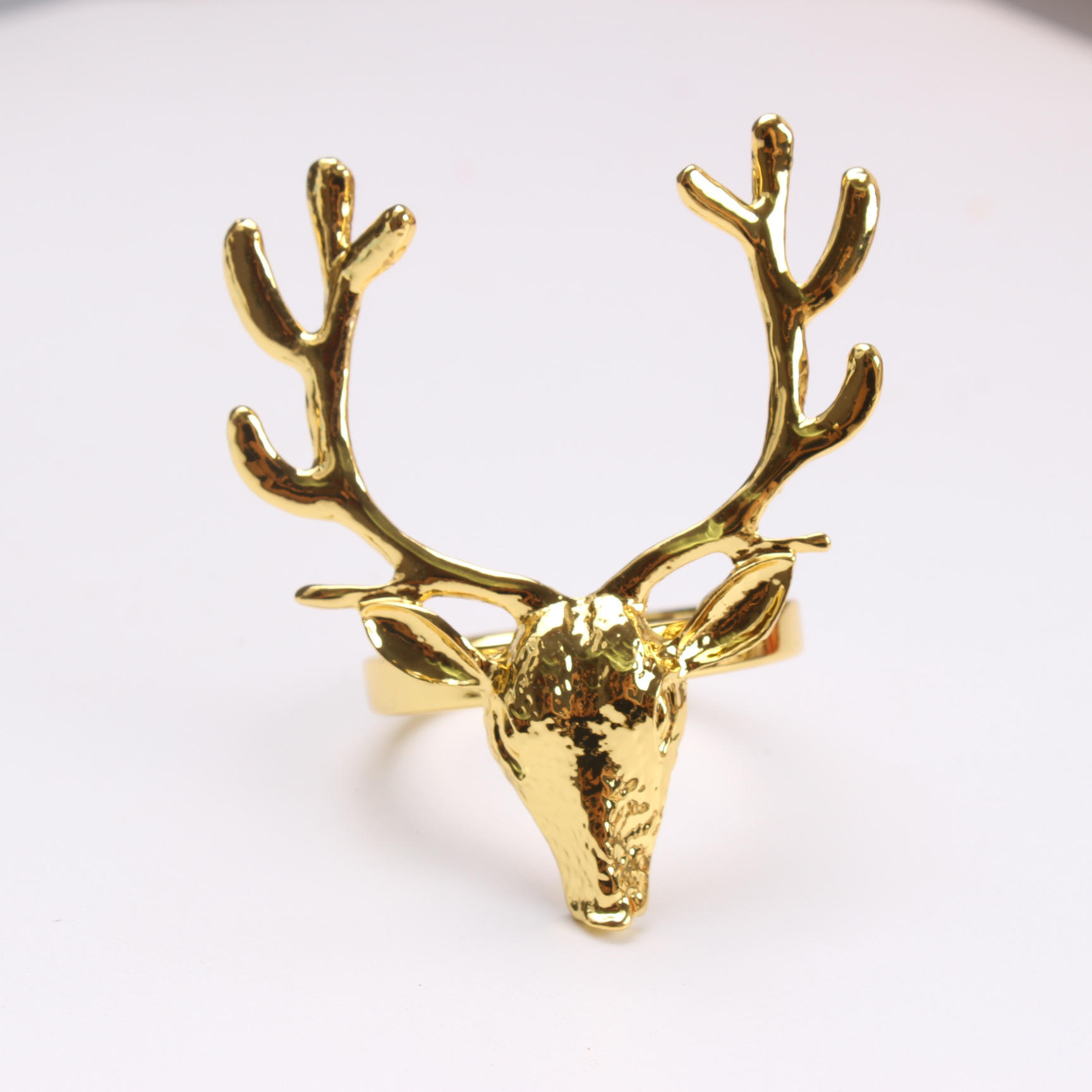 Gold elk