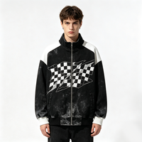 Jaket Zipper Warna Hitam Blok Warna dengan Cetak Bendera Kotak-kotak Kornit DTG, Detail Rhinestone, Model Longgar Gaya Streetwear