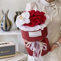 Buket Hari Valentine Aroma Elegan Lembut dan Manis Dengan Efek Angin Feminin Desain Satu Bagian Bentuk Bulat Buket