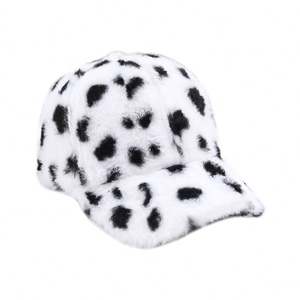 Nuevas Gorras de Béisbol de Invierno para Mujer al por Mayor, 10 Estilos Disponibles, Gorra de Béisbol con Estampado de Cebra, Leopardo, Tie Dye y Piel Sintética - Product Image 2