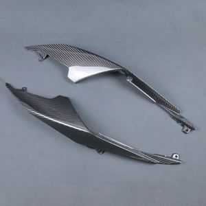 100% seco de fibra de carbono de 3K <span class=keywords><strong>carenado</strong></span> de motocicleta Kits de cuerpo trasero carenados Kit para <span class=keywords><strong>Aprilia</strong></span> <span class=keywords><strong>RS</strong></span> 660, 2021, 2022 - Product Image 3