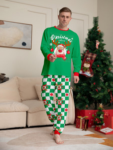 Conjunto de Pijamas de Natal Personalizados com Estampa de Rena Verde de Manga Longa para Família - Product Image 3