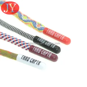 צבעוני נעל מחרוזת פלסטיק aglet מותאם אישית הדפסת לוגו על תחרה aglet הסווטשרט עגול חבל עם aglet כבל מסתיים