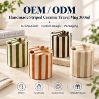 Tasse en céramique rayée faite à la main 300 ml, forme unique, couleur personnalisée, emballage, vaisselle, cadeau