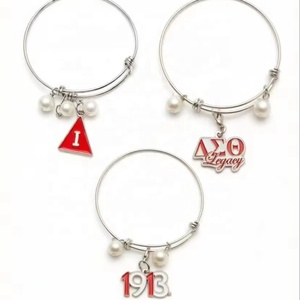 Bracelet en fil d'argent personnalisé, numéro DST 1913, charme Shiled Legacy HBCU, bracelet Delta Bangle - Product Image 1
