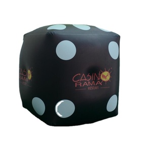 <span class=keywords><strong>Géant</strong></span> cube de dés <span class=keywords><strong>gonflable</strong></span> en PVC, modèle publicitaire, dés gonflables personnalisés avec impression pour fêtes et décoration - Product Image 1