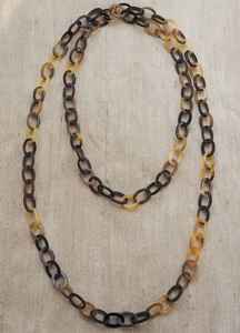 Collier élégant en corne de buffle, artisanat naturel, bijoux faits à la main, avec texture polie et beauté naturelle intemporelle - Product Image 5