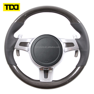 Volante TDD de Fibra de Carbono Real Compatible con Porsche 911 987 997 970 987 958 981 Macan Cayenne Panamera Taycan 2008 2004 2014 - Product Image 1