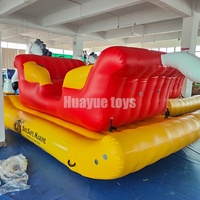 Bateau gonflable tractable en forme de chariot de cheval, 4 places, 5,5 m, rouge, jaune, blanc, personnalisable en usine, pour divertissement aquatique