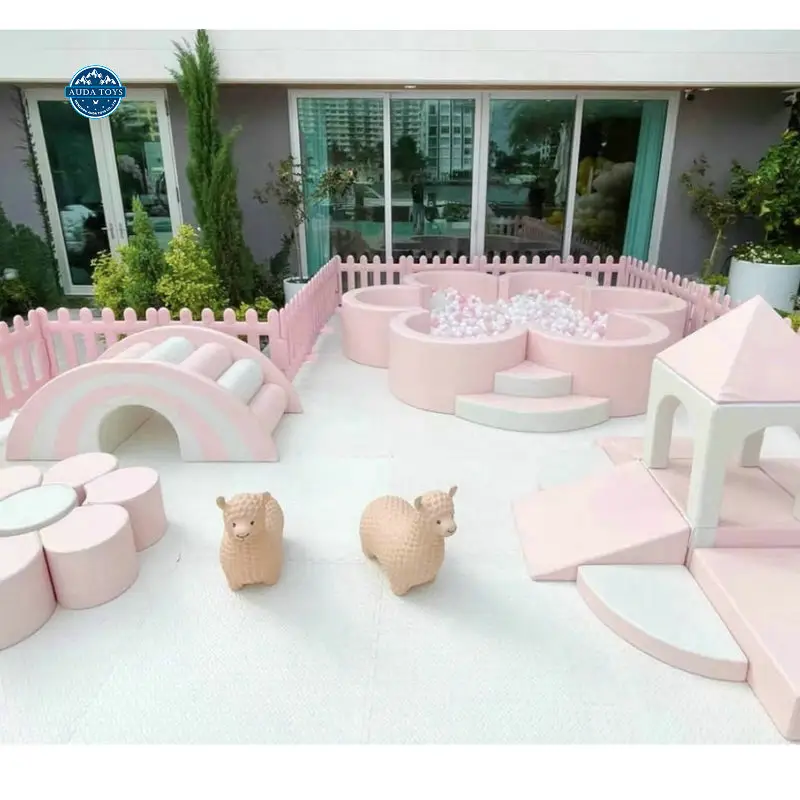 Set di attrezzature Soft Play da interno rosa commerciale 16x16 piedi per Set Soft Play per il noleggio di feste softplay