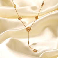 Chaîne trèfle à quatre feuilles incrustée de diamants en acier inoxydable or 18 carats Design de niche à la mode en forme de Y résistant à la décoloration pour l'Europe et l'Amérique