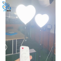 Nouveau Type Selfie Stick Selfie Light Beauty Fill Light Ring Anneau en forme de coeur pour le tir en plein air