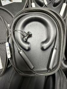 Audífonos de Banda para el Cuello con Cancelación de Ruido, Bluetooth 5.2, Tipo <span class=keywords><strong>C</strong></span>, Pantalla Digital, Anillo de Cobre, Carcasa Metálica, Batería de 2000 mAh - Product Image 2